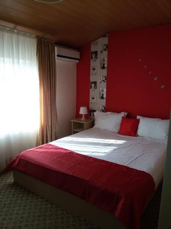 City Comfort Villa Бухарест Номер фото
