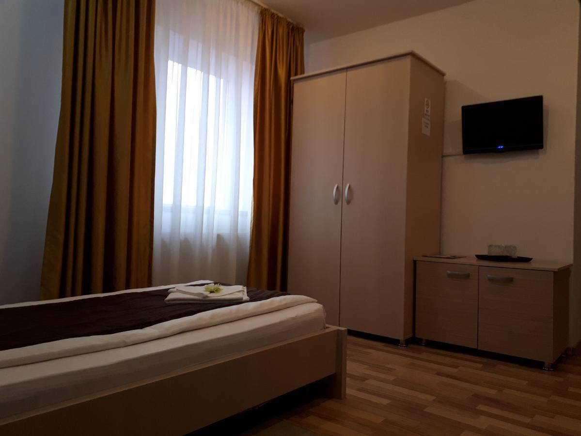 City Comfort Villa Бухарест Экстерьер фото