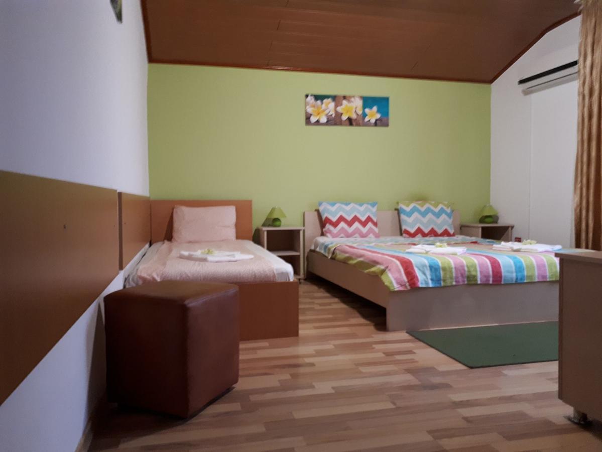 City Comfort Villa Бухарест Экстерьер фото