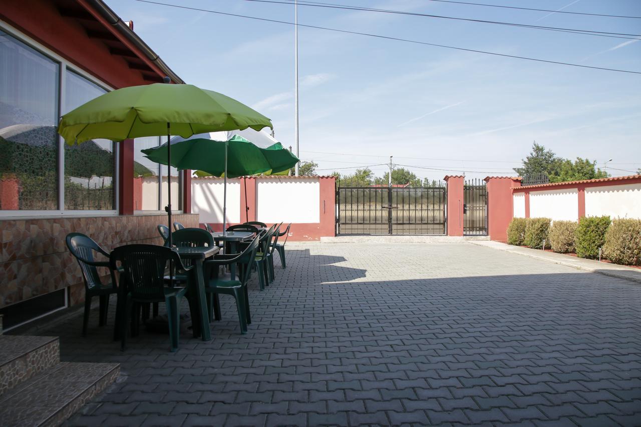 City Comfort Villa Бухарест Экстерьер фото