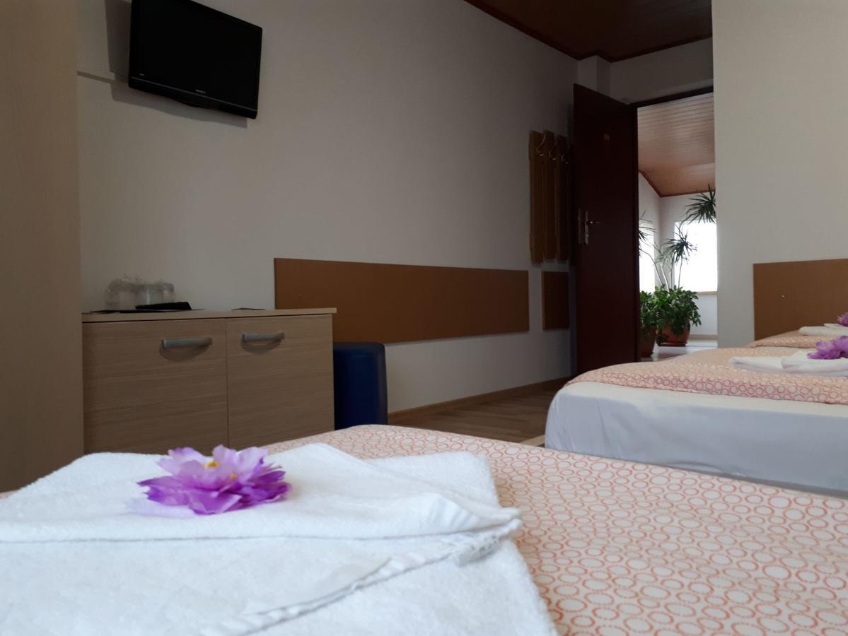 City Comfort Villa Бухарест Экстерьер фото
