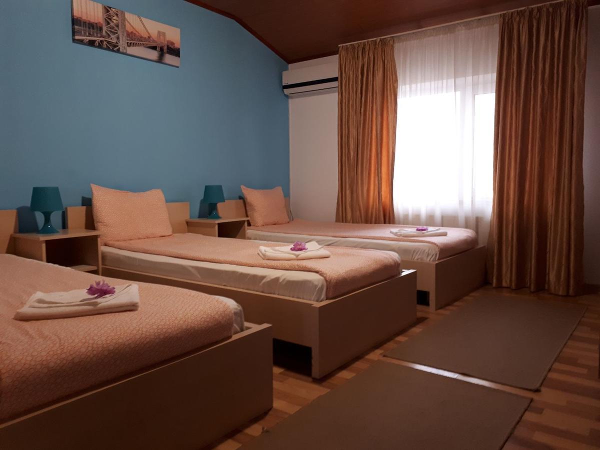 City Comfort Villa Бухарест Экстерьер фото