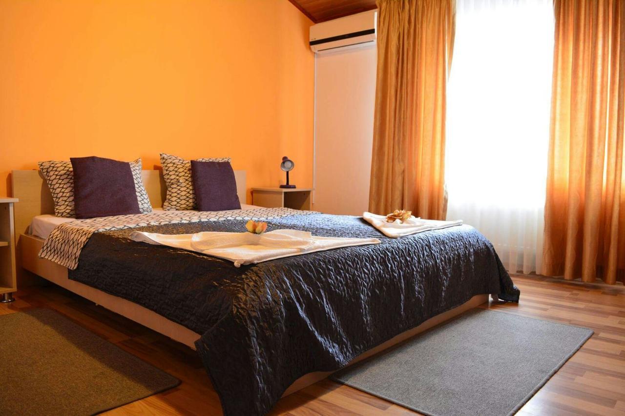 City Comfort Villa Бухарест Экстерьер фото